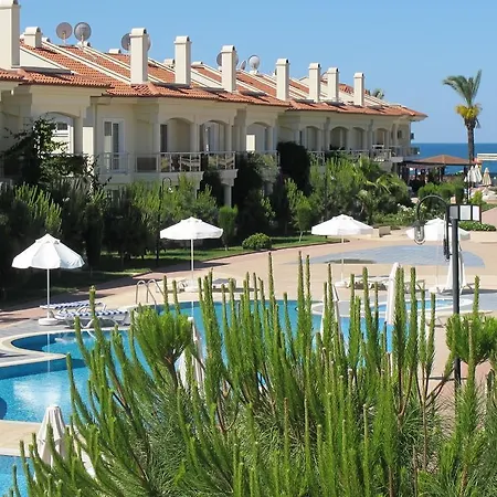 Sunset Beach Club Neptune 17 *